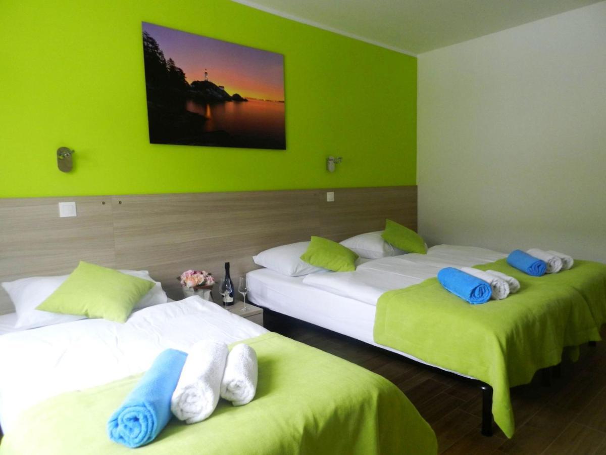 Yourcroatiaholiday - Villa With 6 Rooms Drenje (Istria) Exterior foto